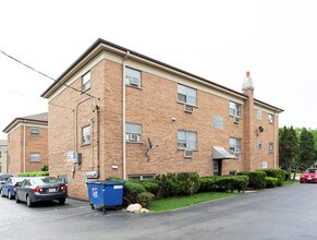 516 S Michigan Ct in Addison, IL - Building Photo - Building Photo