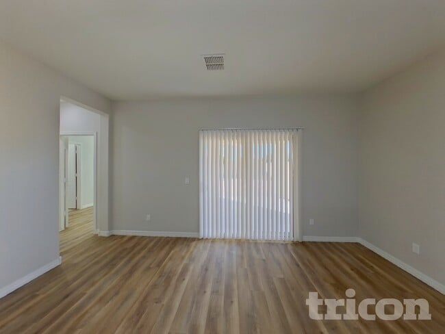 40209 W Walker Wy in Maricopa, AZ - Foto de edificio - Building Photo