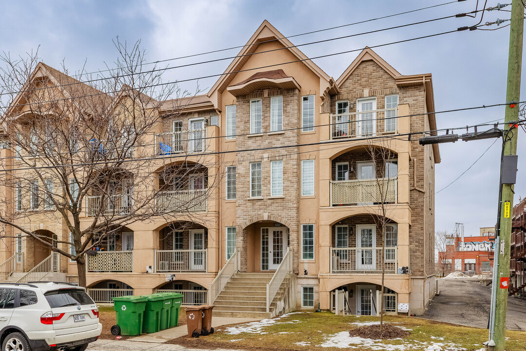 820 5E Av in Lachine, QC - Building Photo