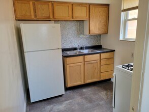 4415 Reading Ln in Cincinnati, OH - Building Photo - Building Photo