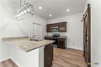 1118 B Zora Dr in Temple, TX - Building Photo - Building Photo