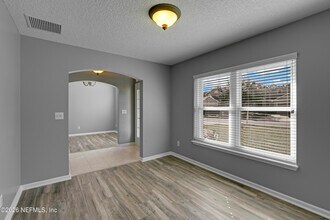 695 Sid Dr in Jacksonville, FL - Building Photo - Building Photo