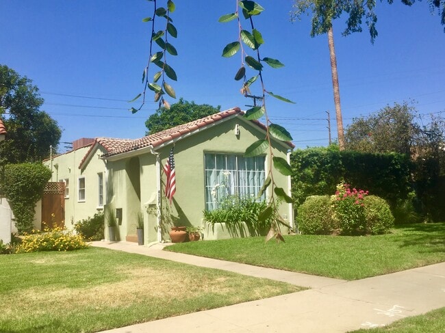 property at 4123 Keystone Ave