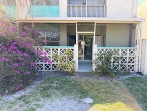 2035 NW 46th Ave in Lauderhill, FL - Building Photo - Building Photo