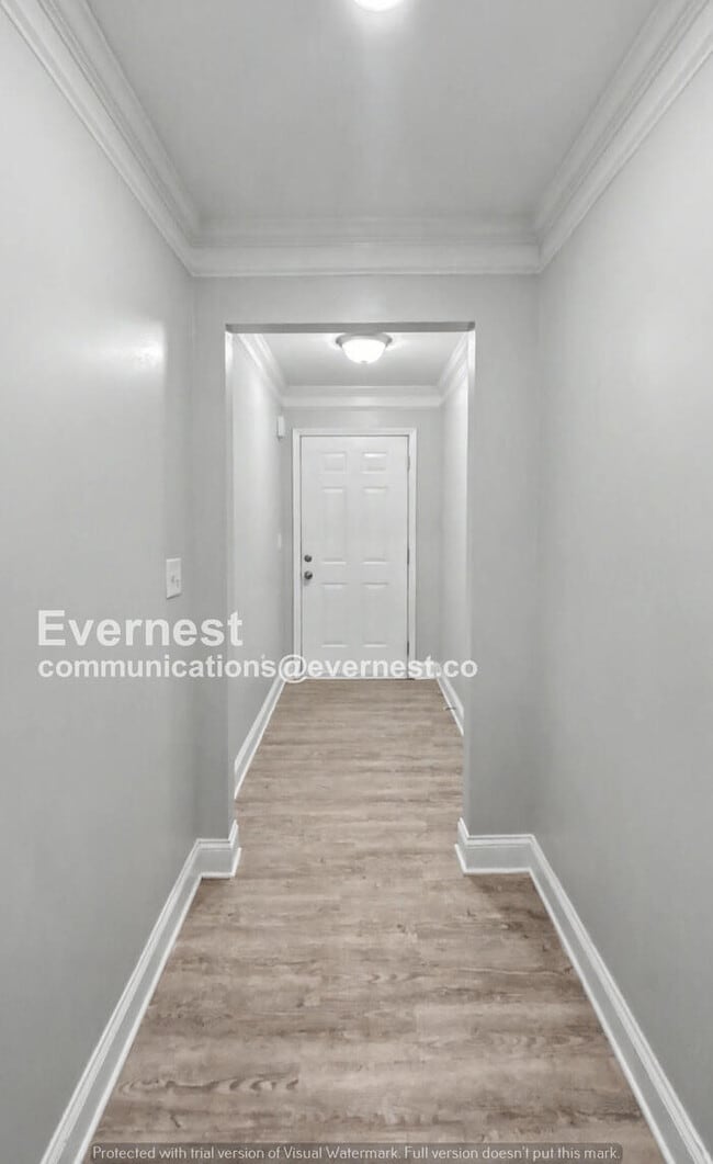 5289 Hanover St in Atlanta, GA - Foto de edificio - Building Photo