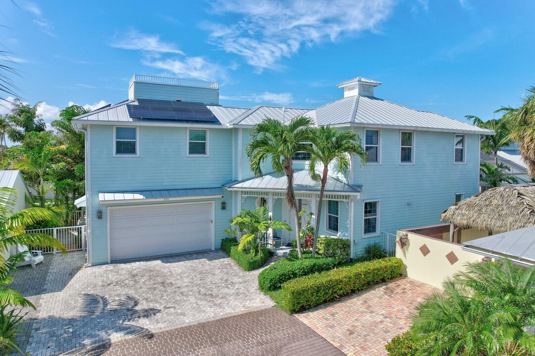 504 Xanadu Pl in Jupiter, FL - Building Photo