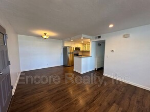 4402 Mentone St in San Diego, CA - Building Photo - Building Photo