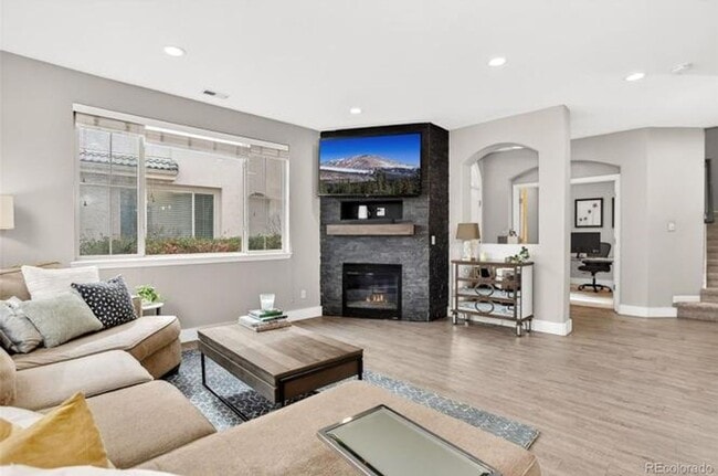 10098 Bluffmont Ln in Lone Tree, CO - Building Photo - Building Photo