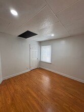 417 W 52nd Pl in Los Angeles, CA - Building Photo - Building Photo