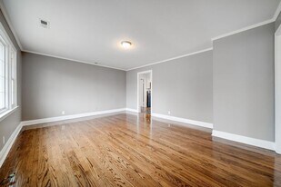 312 W Schell St in Gallatin, TN - Building Photo