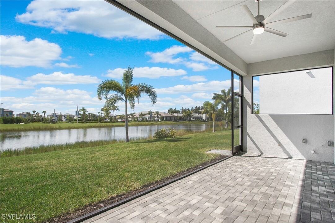 12790 Woodbury Dr in Estero, FL - Building Photo