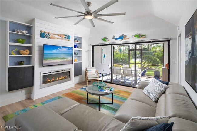 1865 Courtyard Way in Naples, FL - Building Photo - Building Photo