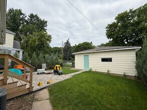 429 Goodrich Ave in St. Paul, MN - Building Photo - Building Photo