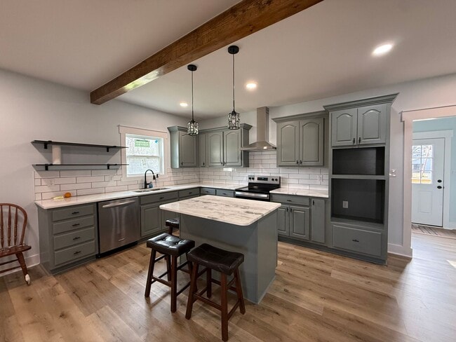 701 SE 18th St in Sheffield, AL - Building Photo - Building Photo