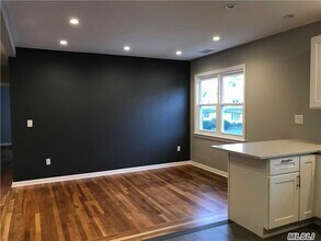 6 Florence St-Unit -2E in Baldwin, NY - Building Photo - Building Photo