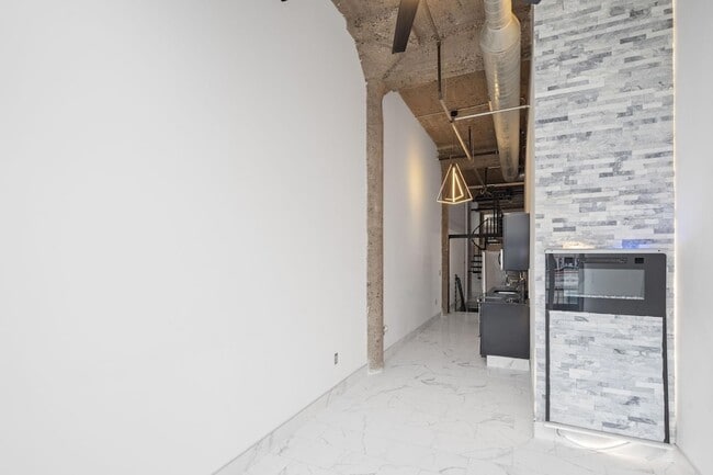 521 S 7th St in Minneapolis, MN - Building Photo - Building Photo