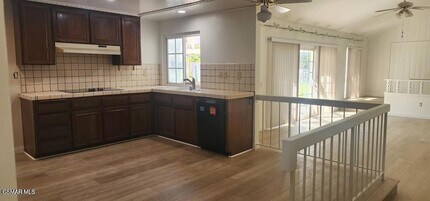 319 Bethany St in Thousand Oaks, CA - Building Photo - Building Photo