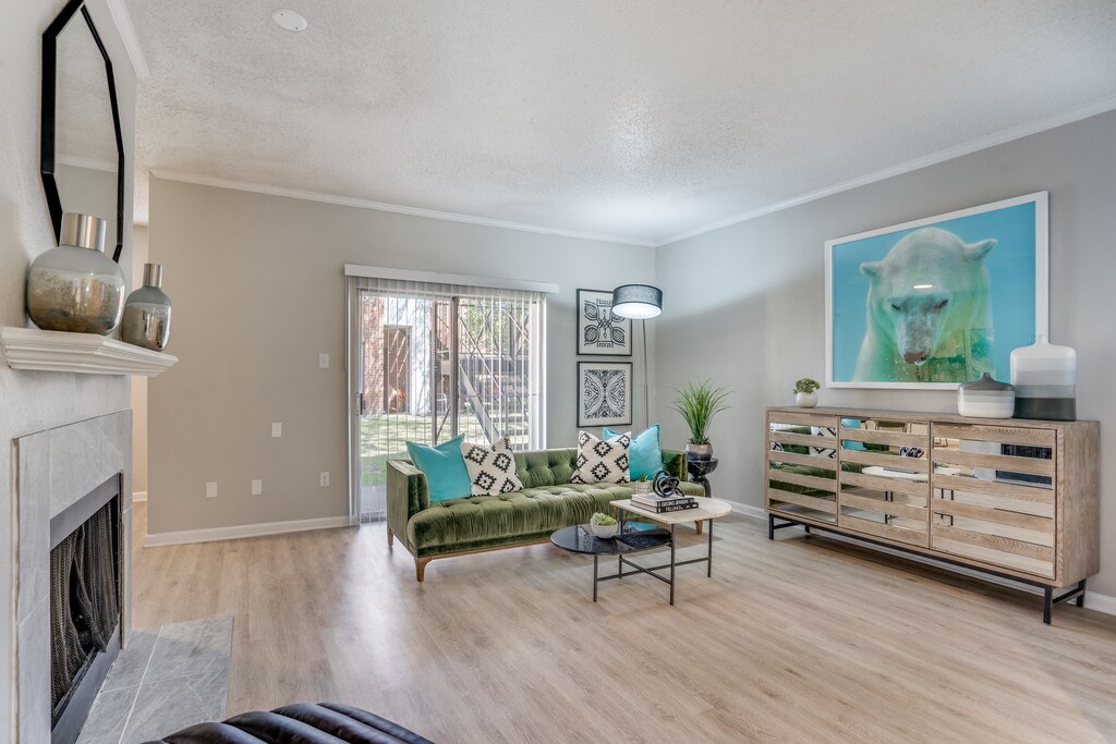 The Hathaway At Willow Bend Apartments in Plano, TX