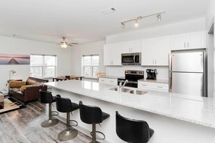 804 Riverfront Pkwy in Chattanooga, TN - Building Photo