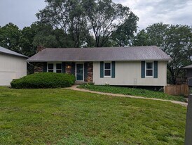 14509 NW 67th St in Parkville, MO - Building Photo