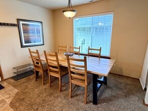 2141 Roper Ln in Wenatchee, WA - Building Photo - Building Photo