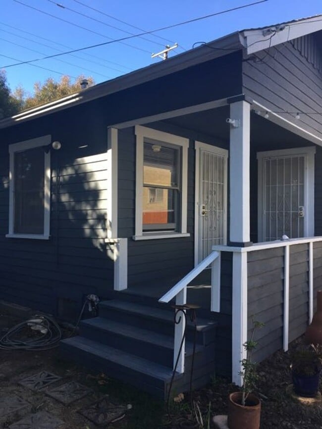 property at 239 Newport Ave