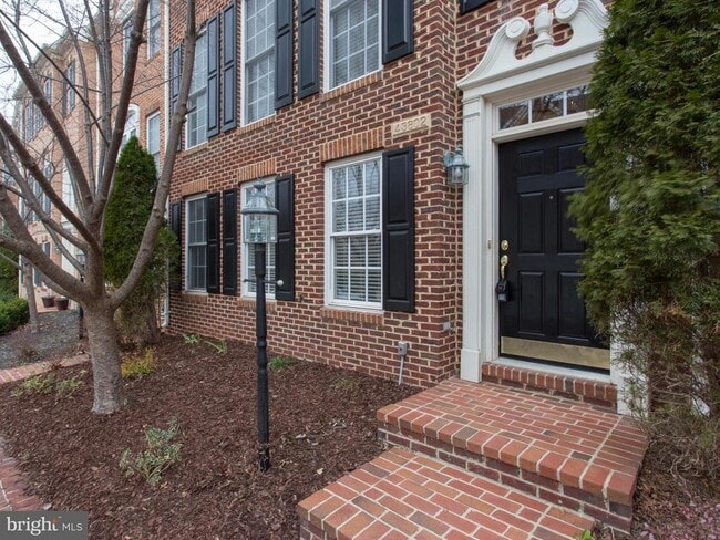 43802 Bent Creek Terrace in Leesburg, VA - Building Photo - Building Photo