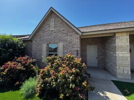 2613 135th St in Lubbock, TX - Building Photo