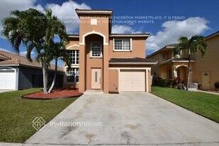 14841 SW 138th Terrace in Miami, FL - Building Photo