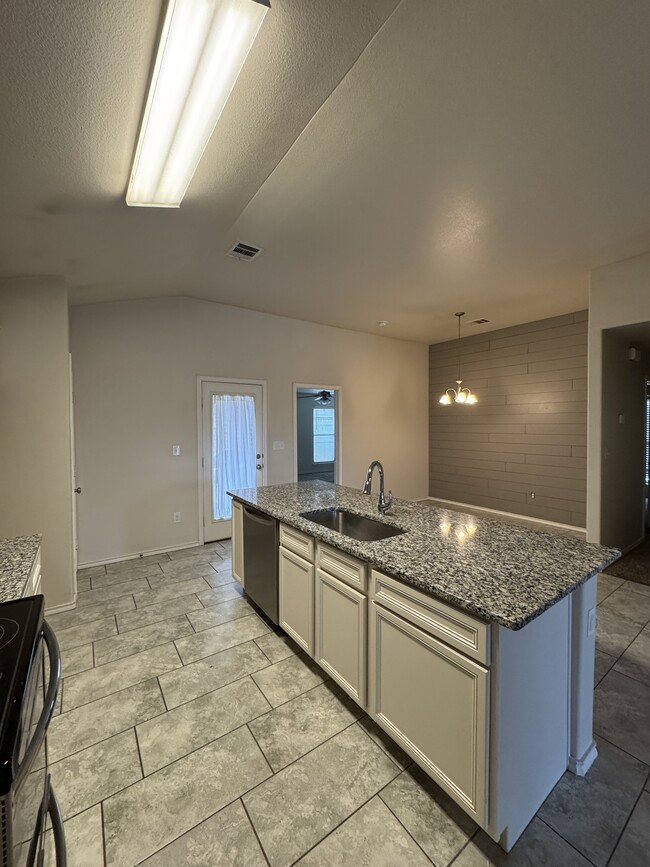 804 Elgin St in Amarillo, TX - Building Photo - Building Photo
