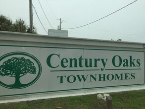 1225 Century Oaks Dr in Gulfport, MS - Building Photo - Building Photo