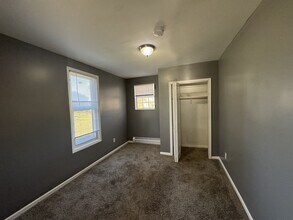 933 Front Ave in St. Paul, MN - Foto de edificio - Building Photo