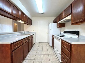 2203 Creekside Ln in Georgetown, TX - Building Photo - Building Photo