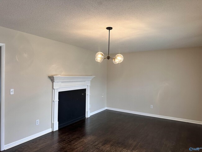 326 Drake Ave SW in Huntsville, AL - Building Photo - Building Photo