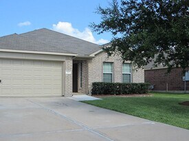 122 Brazos Gardens Dr in Richmond, TX - Building Photo