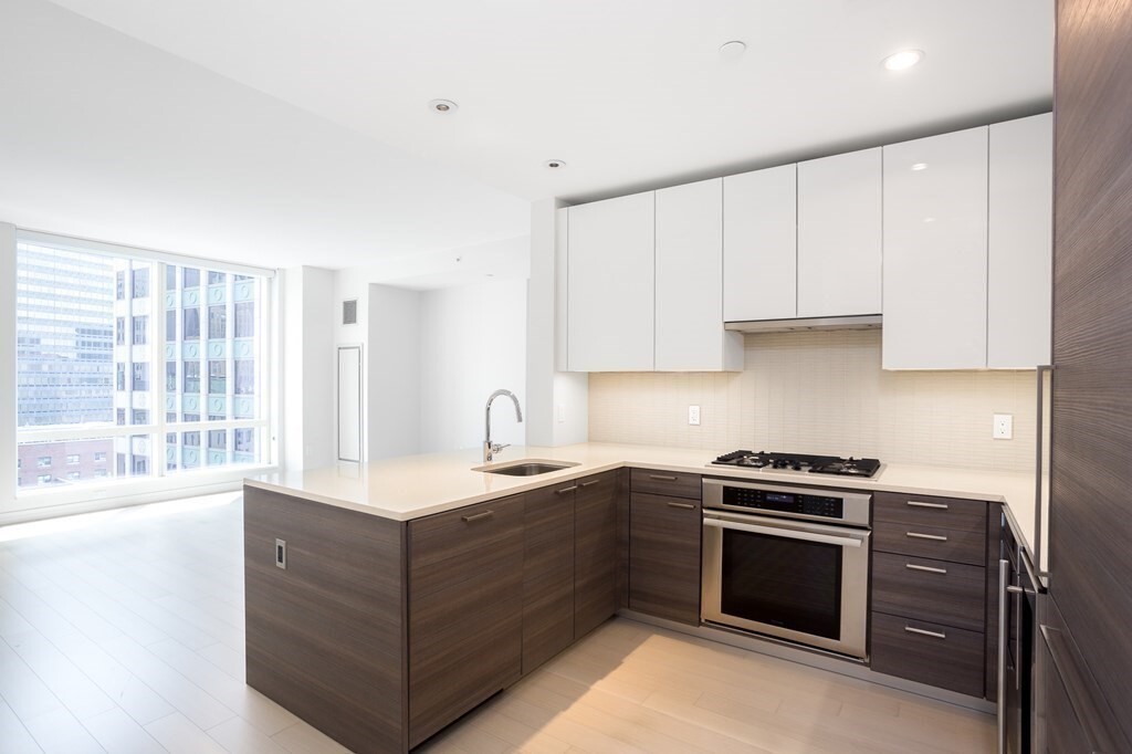 1 Franklin St, Unit #1510 in Boston, MA - Building Photo