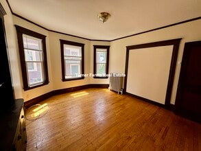 41 Michigan Ave, Unit 1 in Somerville, MA - Foto de edificio - Building Photo
