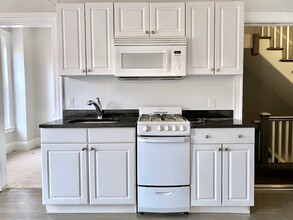 12 Newbury St in Boston, MA - Building Photo - Building Photo