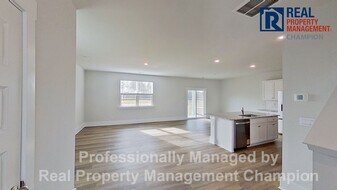 3354 Summer Tanager Ln in Leland, NC - Building Photo