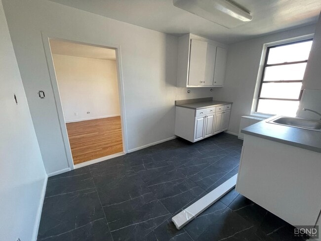 property at 23-35-35 Broadway
