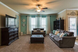 517 Saddle Back Trail in Cibolo, TX - Building Photo - Building Photo