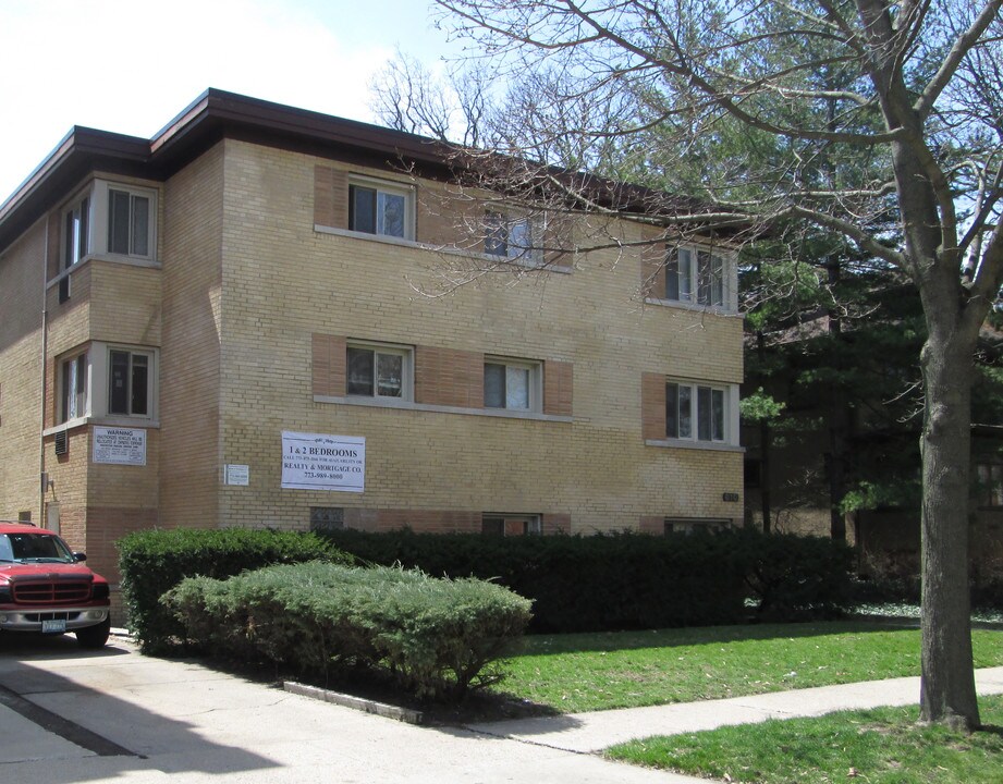 810 Seward in Evanston, IL - Building Photo