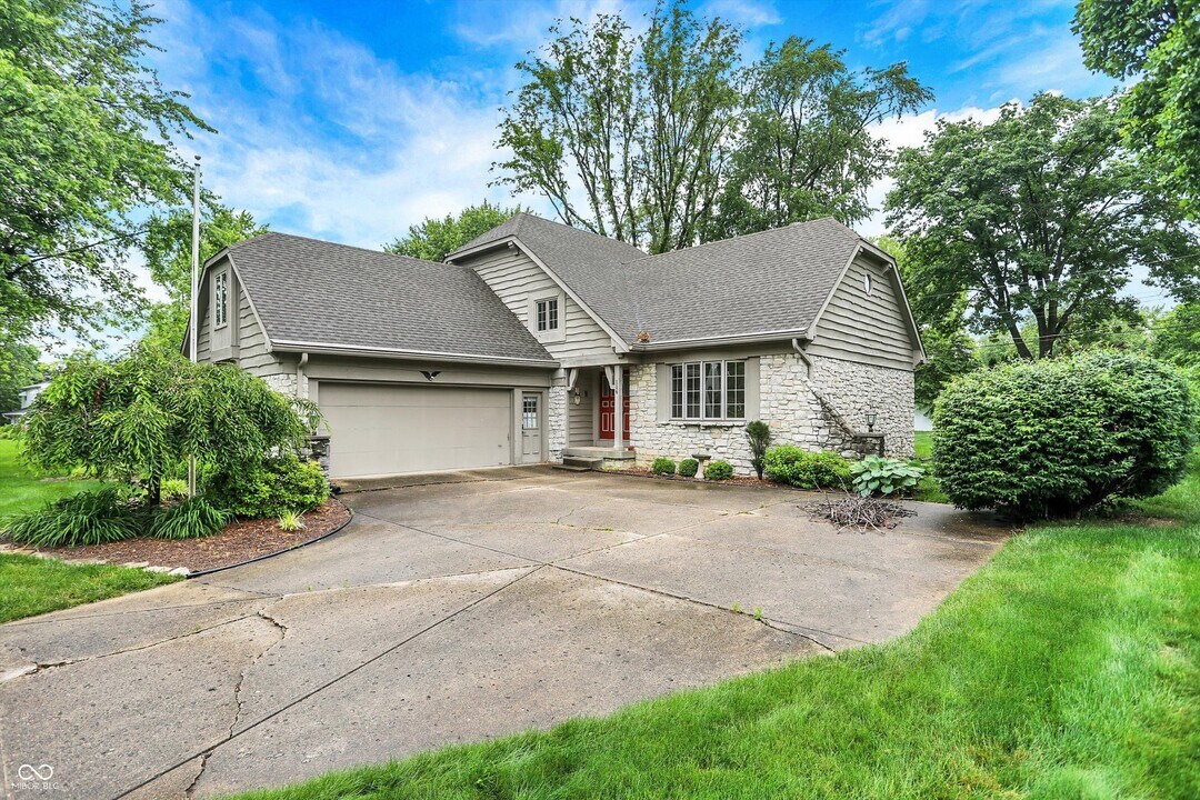 116 Bennington Rd in Indianapolis, IN - Building Photo