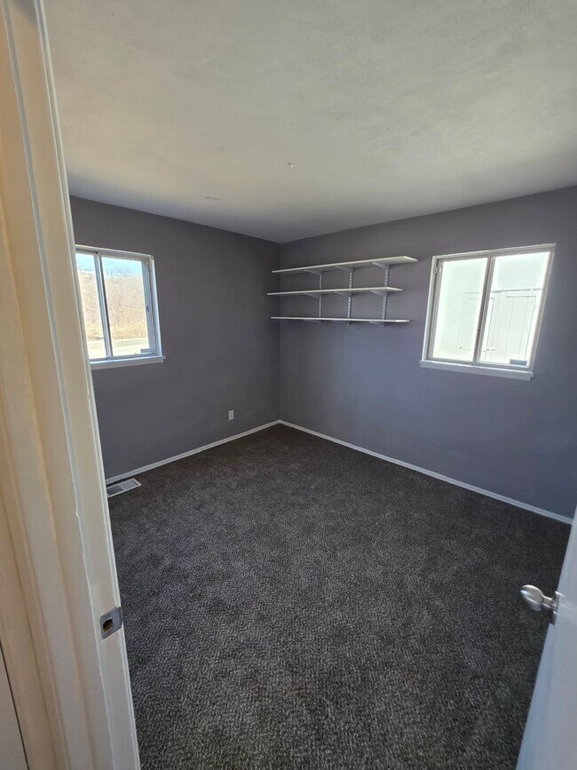 2125 Jerome Ln in Sauget, IL - Building Photo - Building Photo