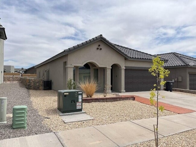 904 Betton Pl in El Paso, TX - Building Photo - Building Photo