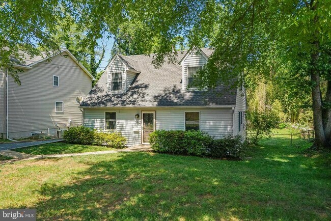 2023 Griffith Rd in Falls Church, VA - Building Photo - Building Photo