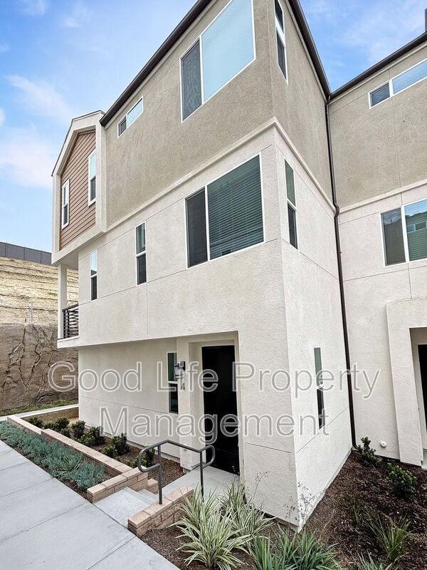 property at 820 Makani St