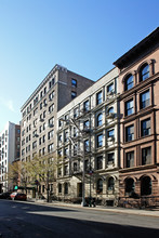 172-174 W 81st St in New York, NY - Building Photo - Building Photo