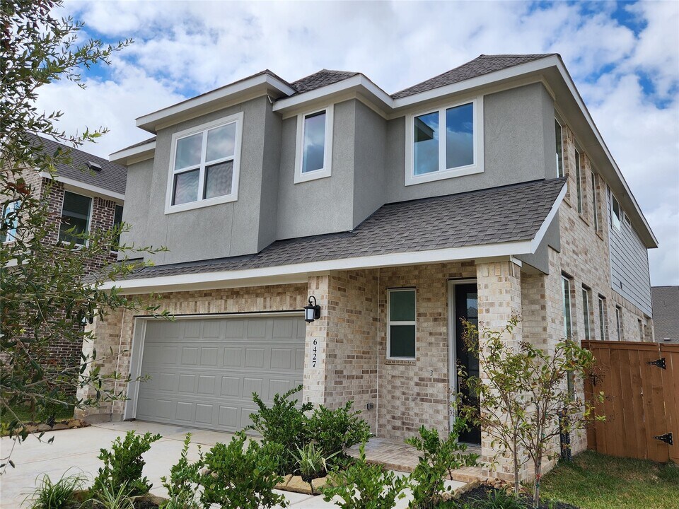6427 Serenity Terrace Dr in Katy, TX - Building Photo