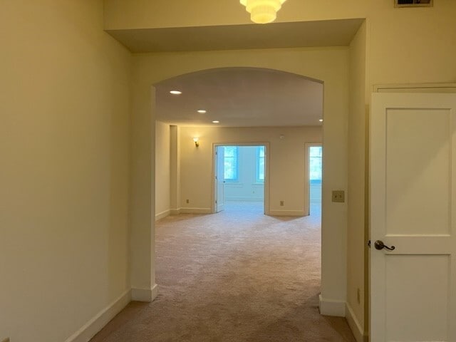 Abodes Downtown (Franklin Apts) in Bloomington, IN - Foto de edificio - Building Photo